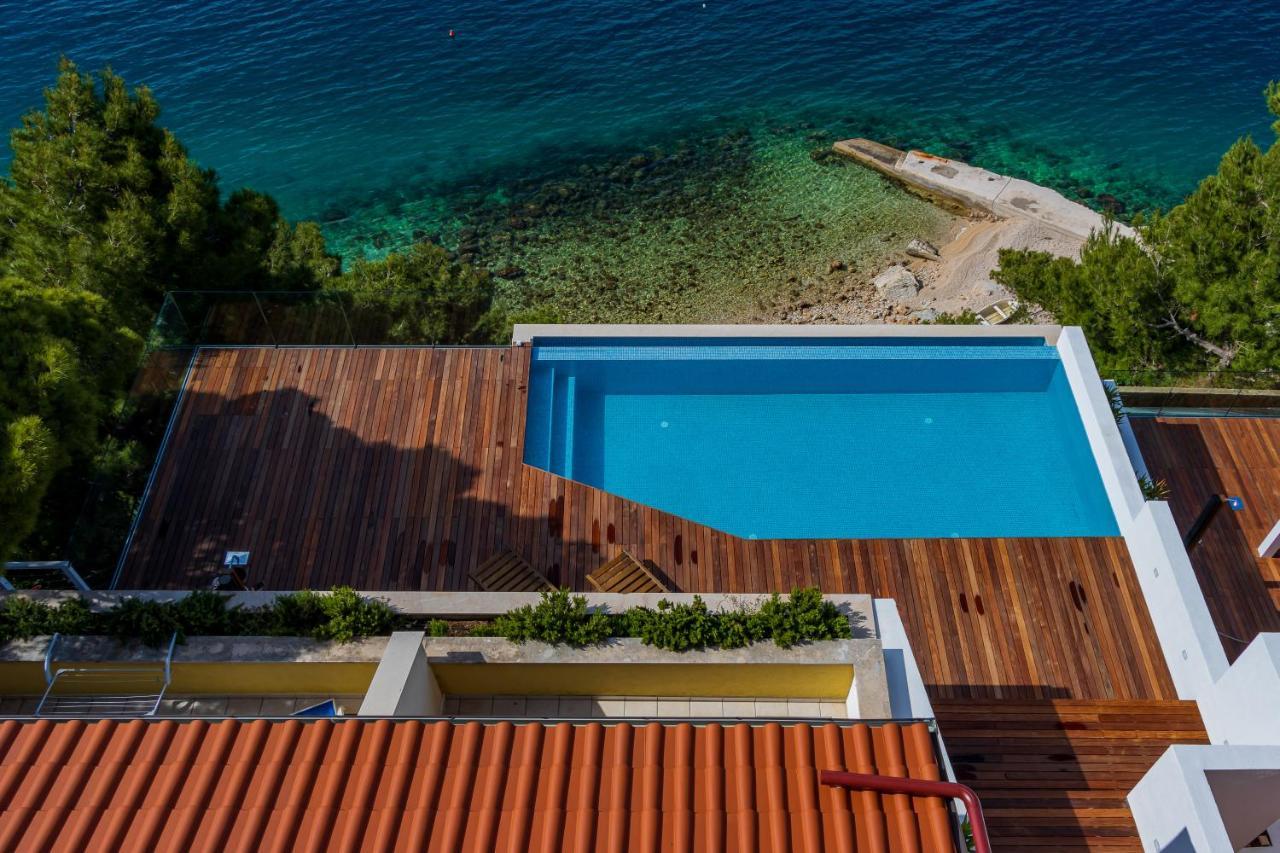 Luxury Apartments Villa Ruzmarina With New Heated Infinity Pool And Lounge Area Marusici  Zewnętrze zdjęcie