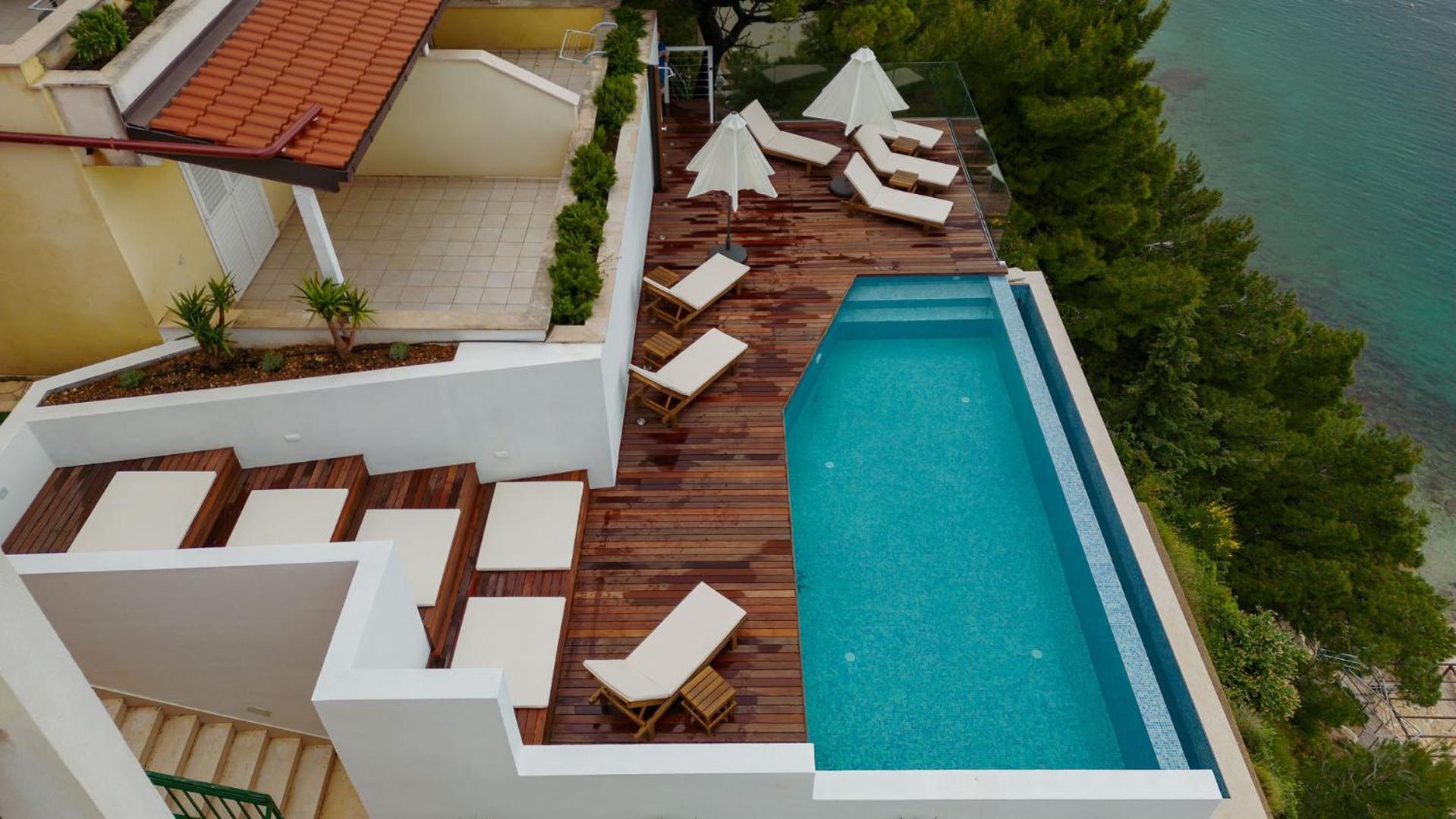 Luxury Apartments Villa Ruzmarina With New Heated Infinity Pool And Lounge Area Marusici  Zewnętrze zdjęcie